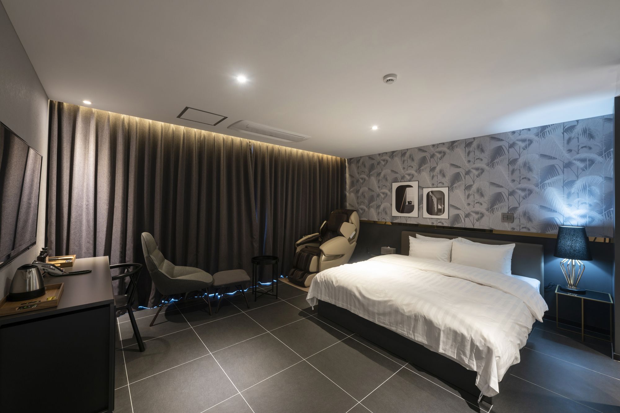 Brown-Dot Hotel Shinho Busan Exterior foto